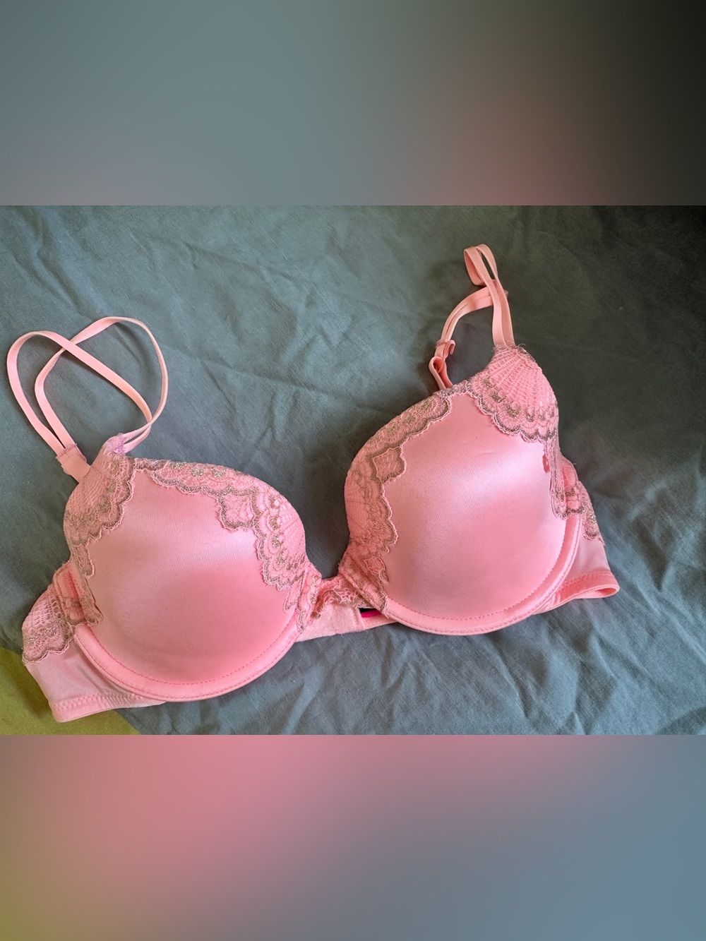 La SENZA beyond sexy, no padding, Peach Lace-Trim Push-Up Bra
